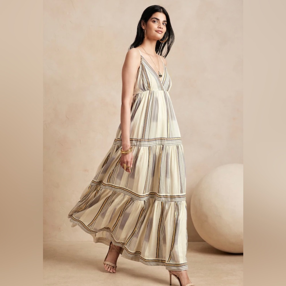 Banana Republic Zephyr Maxi Dress, size XS, off white golden stripes